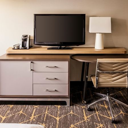 Holiday Inn Santa Ana-Orange County Airport By Ihg Exterior foto