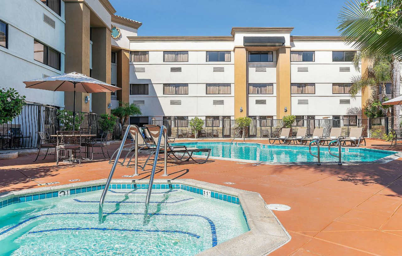 Holiday Inn Santa Ana-Orange County Airport By Ihg Exterior foto